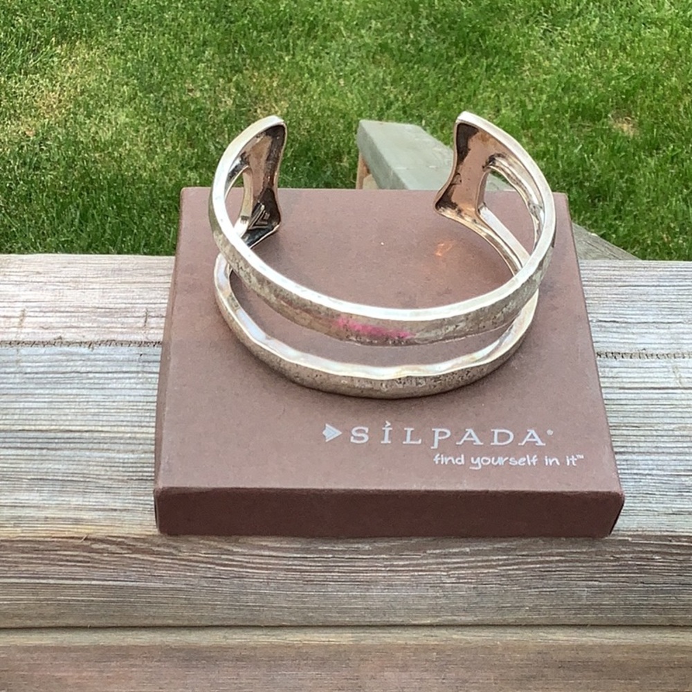 Silpada modernista cuff Sterling silver bracelet